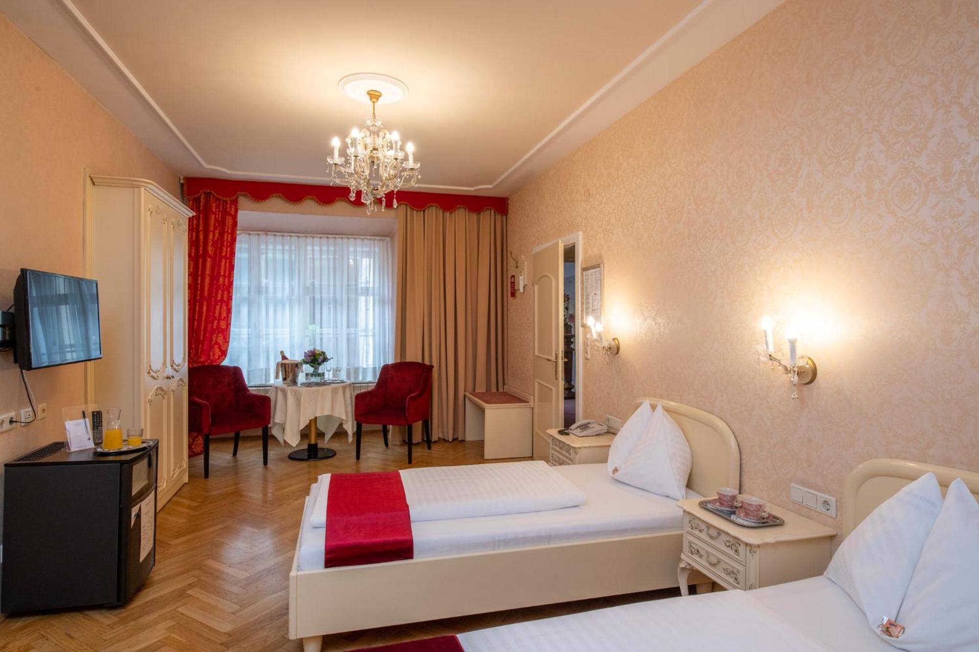 Hotel Pertschy Palais 4*